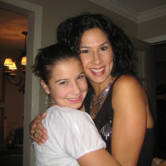 Meet your Posh Ambassador...Alicia! - Picture 7 of 7